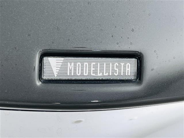 【モデリスタ（MODELLISTA）】メーカーオプションのトヨタの純正エアロ（ドレスアップパーツ）が装着されています！スポーティでエモーショナルな外観をお楽しみください。