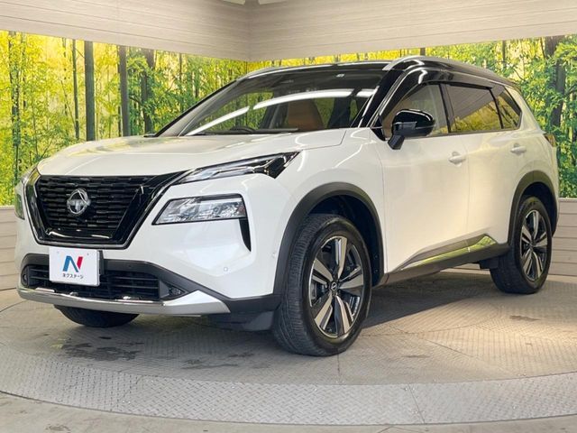 大好評のボディコーティング「弾スプラッシュコート」もご納車までに施工可能。通常のガラスコートと異なる、耐久年数6年の無機質ガラスコーティングが、ボディをキレイな状態に保ってくれます。