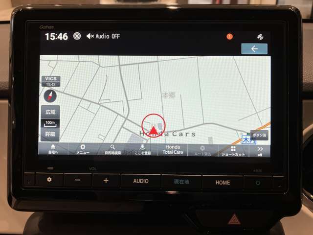 8インチディーラーオプションナビとなっております。インターナビも対応しているので日本全国おでかけすることができます！