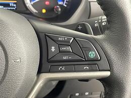 【運転席操作部】『運転席周辺の装備』の画像になります。快適なドライブを楽しむための機能が装備されています！運転席から触れるので使いやすいです！