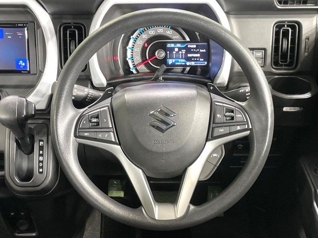 【ステアリングスイッチ】運転中、前方から目線をそらすことなく、オーディオ等の操作が可能な便利機能！安心＆快適なドライブを演出してくれます♪