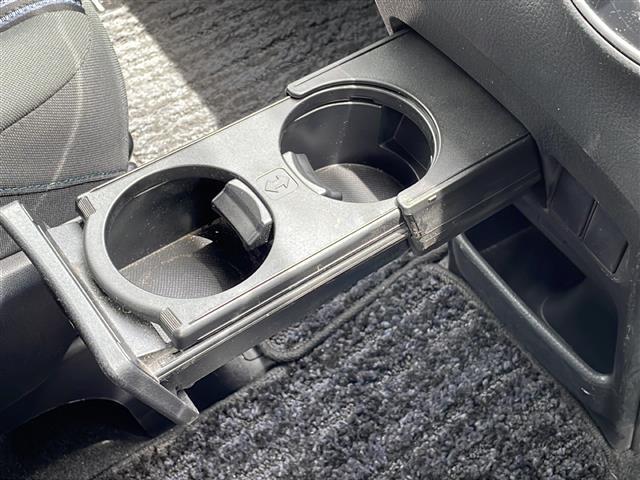 ご成約頂いたお車は全車保証付で納車後も安心！有料オプションで長期保証をお選びいただくことも可能です。