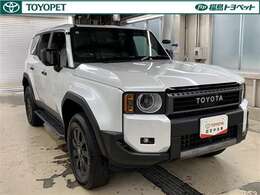 「トヨタセーフティセンス」を装備しています。安全機能の詳細は販売店スタッフまでおたずねください。機能を過信せず、必ずご自身で安全運転を行ってください。