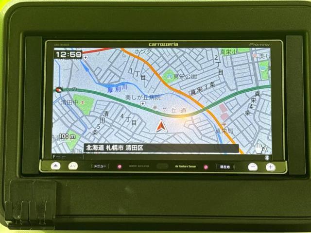 WECARSの店舗にはキッズコーナーがございます！お子様連れのお客様もごゆっくり車選びをお楽しみいただける空間です！