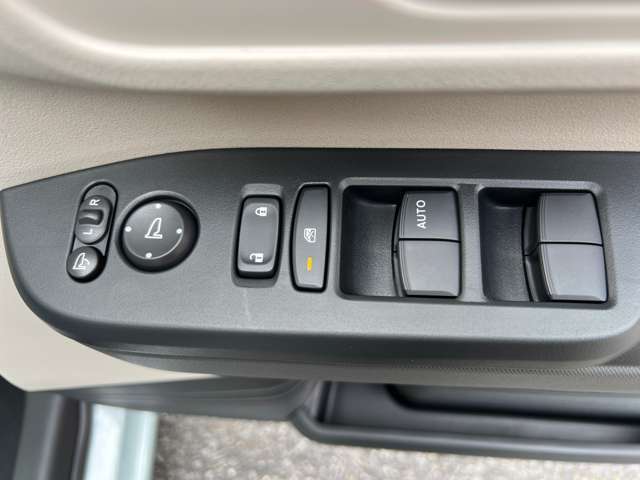 当店ではダイハツ、ホンダ、スズキ、三菱など各メーカーを取り揃えております！！