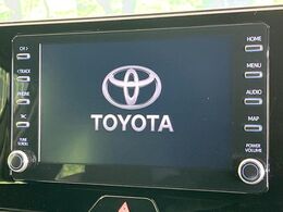 【8インチ　ディスプレイオーディオ】大画面のディスプレイはAppleCarPlayやAndroidAutoが利用可能。大きな画面でスマホナビアプリ等が利用いただけます♪