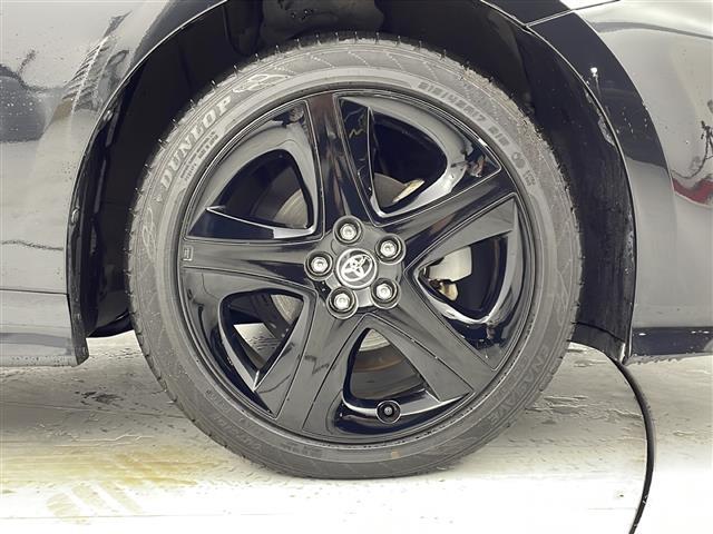 【タイヤ・ホイール】足回りもかっこよく決まってます！社外のアルミやスタッドレスタイヤも取り扱いございます！！ドレスアップもカスタマイズもお任せください！！