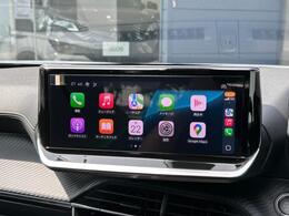 AppleCarPlay/AndroidAutoが使用可能です。