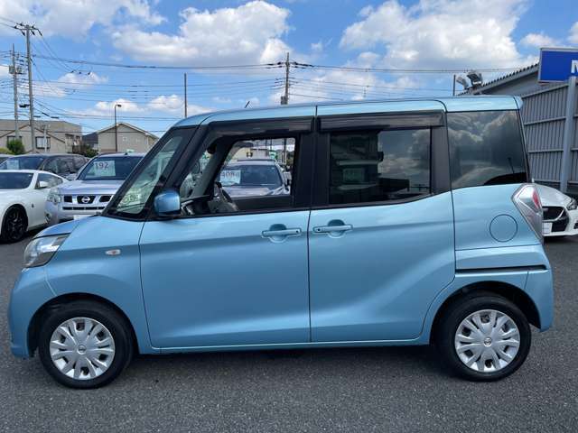 左側オートスライドドア装備！運転席やドアのスイッチ、リモコンキーでも開閉操作できるので便利ですよ！