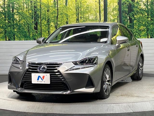大好評のボディコーティング「弾スプラッシュコート」もご納車までに施工可能。通常のガラスコートと異なる、耐久年数6年の無機質ガラスコーティングが、ボディをキレイな状態に保ってくれます。