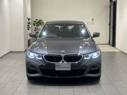 地域最大級の展示台数！お気に入りのお車があれば、ぜひステアリングを手にしてください。稀少モデルも鋭意取り揃え、幅広いニーズにお応えいたします。スタッフ一同皆様のご来店を、心よりお待ち申し上げます。