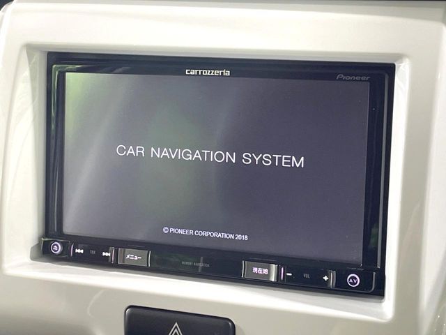 【ナビゲーション】目的地までしっかり案内してくれる使いやすいナビ。Bluetooth接続すればお持ちのスマホやMP3プレイヤーの音楽を再生可能！毎日の運転がさらに楽しくなります！！