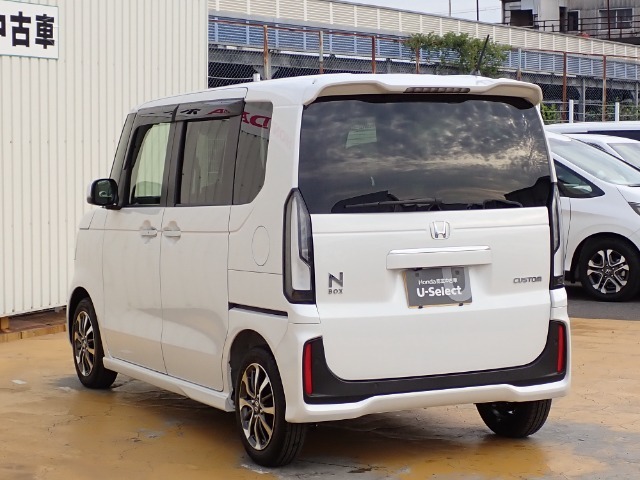 ■【電車】でお越しの際は、JR阪和線『津久野』、泉北高速鉄道『栂・美木多』へお迎えに参ります！リムジンではお迎えには行けませんが、お電話一つで飛んで行きます！TEL：072-291-8082