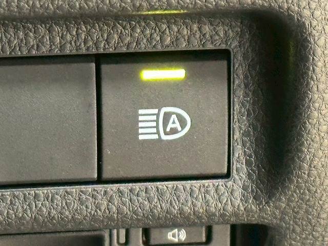 【オートハイビーム】・【横滑り防止機能】搭載で、より快適、より安全に運転をお楽しみ頂けます！
