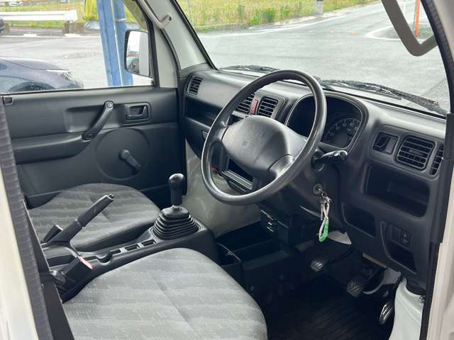 車検R9.3！ ユーザー下取り車 エアコン パワステ 5速MT ヘッドライトイコライザー タイヤ4本新品