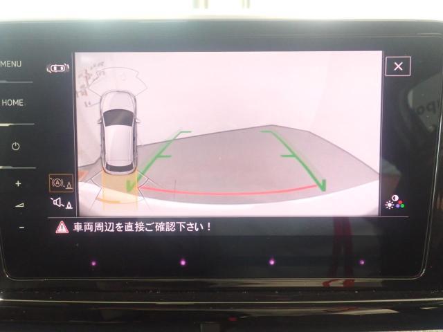 リヤカメラ付きです！バックで駐車する時も簡単に後方確認が出来ます☆欠かせない装備ですね