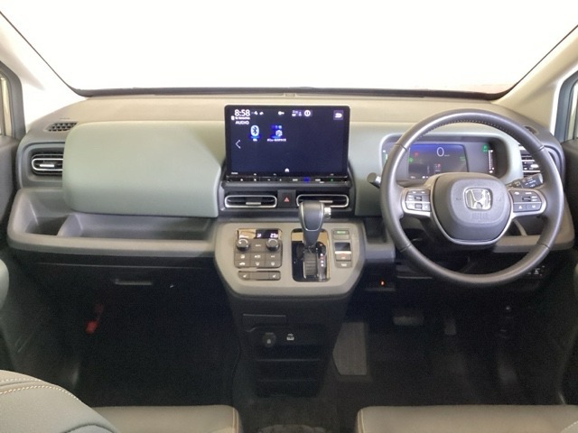 ホンダセンシング機能では衝突軽減ブレーキや、安全運転を支援する機能が盛りだくさん！毎日の運転に安心を届けます