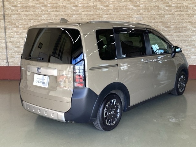 当社ではボディコーティングや下廻りのアンダーコートなど施工できます。