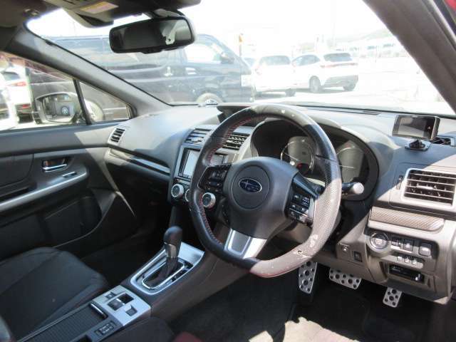 ■車の総合プランナーを目指すサーティーは付属品も多数取扱っております。　カーナビ、TV、バックカメラ、フリップダウンモニターに始まり、ETCやドラレコ、ガラス系コーティング剤から施工まで！！