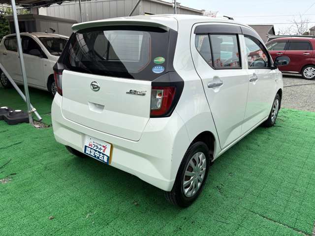 当社で販売する中古車は、自社工場で徹底的に点検・整備した上で、お客様へ納車しております。納車後の車検やアフターケアなどもおまかせください