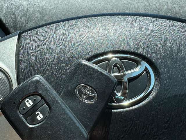 中古車は1点物です。入れ違いとならないよう早めのご決断が必要となります！気になる点は早めに聞いて解決しましょう！　どちらの保証にするか決めましょう！！詳しくはスタッフにお尋ねください。