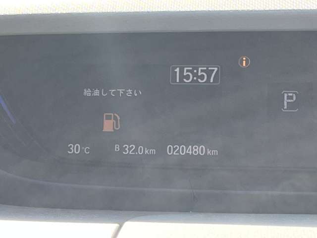 視認性が良く、すっきりとしたメーターまわり！　走行距離は20480km！！