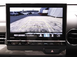 ◆バックカメラ◆リバースにするだけで映ります、後方の安全確認や、狭い駐車場での車庫入れ、雨の日や夜間など視界の悪い時に便利です！安全にバックする為には欠かせない装備です。