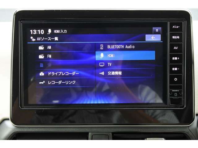 フルセグTV・Bluetooth接続機能有り！お気に入りの音楽でドライブも楽しめます！