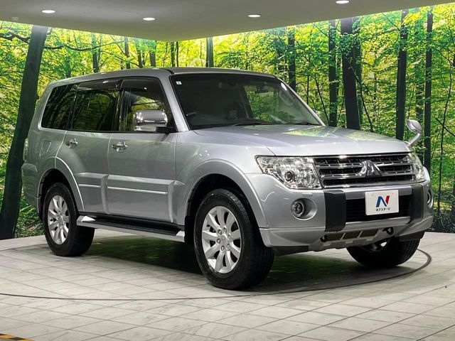 大好評のボディコーティング「弾スプラッシュコート」もご納車までに施工可能。通常のガラスコートと異なる、耐久年数6年の無機質ガラスコーティングが、ボディをキレイな状態に保ってくれます。