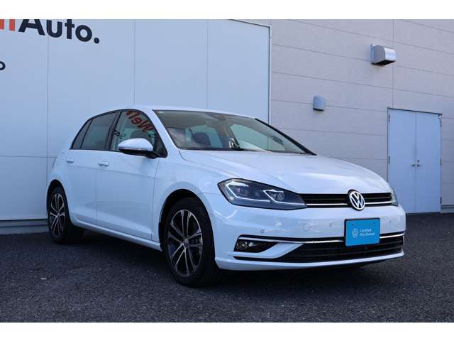 1年間走行距離無制限の保証と距離無制限のロードアシスタンスサービスが全車に付帯されます。