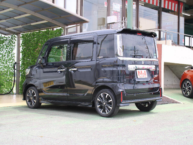 「当社のこだわり」全車8万キロ以内の良質車。走行距離はお車のバロメーターです。当社では8万キロ以上のお車は展示しておりません。なおかつ、メーター管理システムで不正メーターは1台もありません。