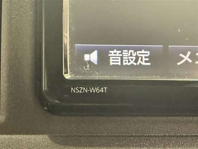 純正SDナビゲーション　NSZN-W64T