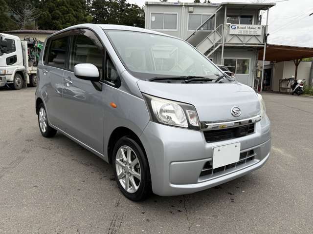事故歴無・四駆・1オーナーで安心の車です。衝突軽減安全装置充実の後期型でまだまだ元気な車です。はじめての車・通勤通学・お仕事にもぴったりです。ナビ・バックカメラ・TVつき◎検ニ年つき◎