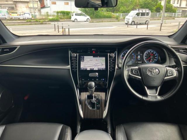 「この車の写真をもっと見たい」「状態が気になる」「この装備はついている？」どんな小さな疑問でもお気軽にお問い合わせください！