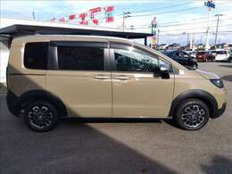 ☆全国納車可能です☆欲しい車が見つかった！！・・けど遠い・・諦めないで下さい！弊社では全国のお客様へ弊社自慢の車輌をお届けしています☆ご相談下さい♪