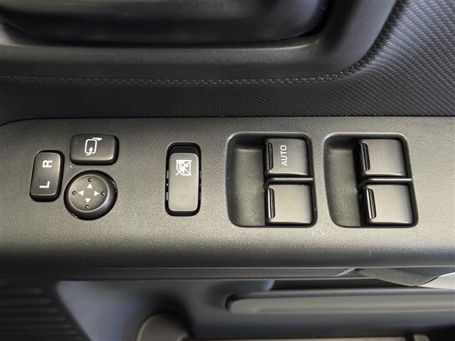 ☆整備工場・鈑金工場併設店舗☆ 車検・12検・オイル交換など・・おクルマ購入後のアフターサポートも当店にお任せください！！