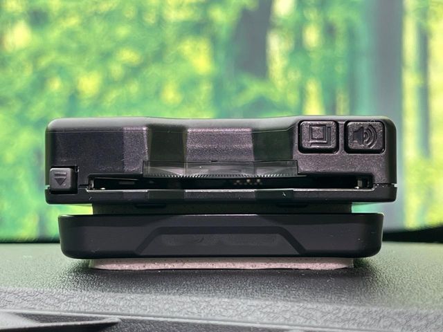 【ETC】高速道路の料金所をストレスなく通過！話題のスポットやサービスエリアに多い「スマートIC」利用時は必須のアイテムです。当店でセットアップを実施、ご納車当日からすぐにご利用いただけます！