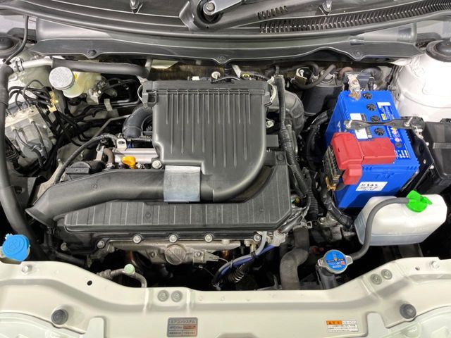親切・丁寧な専門メカニックスタッフが応対！・車検・点検整備・事故等の修理などアフターサービスも安心。お車のカスタマイズもネクステージのサービススタッフまでご相談ください！