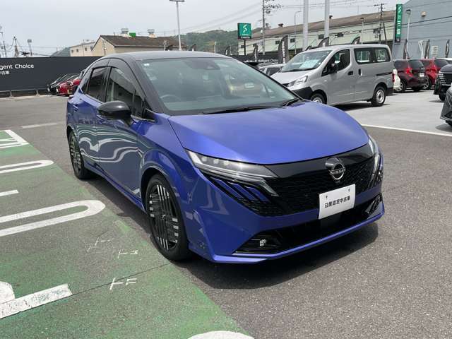 今話題のLEDランプが付いているので明るいですよ♪視界良好で安全確保！フォグライトも付いているのでより一層視界良好に！山道だって楽勝です★