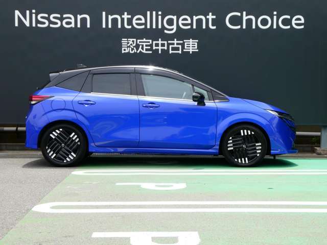 モーター出力とトルクを向上させ、よりパワフルな走りを実現。右折時や合流時では素早い出だしを、発進や追い越しでは力強い加速を体感できます★