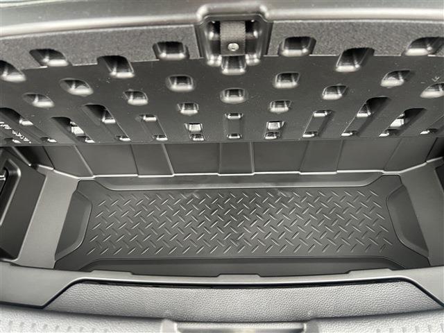 WEBリモート商談やTEL商談も実施しております。スマホやパソコンからお車の詳細、総額、お見積もりなどをご覧いただけます。お気軽にお問い合わせください！