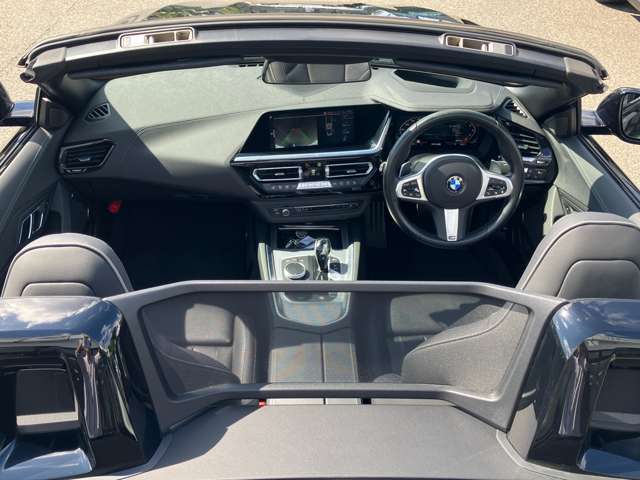 国道246号線沿い、南町田グランベリーパーク駅すぐ。BMW Premium Selection 東名横浜/〒194-0004 東京都町田市鶴間5-18-1/TEL：042-788-8022