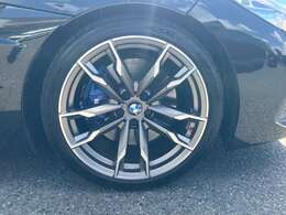 自動車保険も純正のクオリティを。BMWの正規ディーラーのみが取り扱い可能な、BMW専用自動車保険。専任のスタッフが皆様のカーライフを24時間365日サポート致します。