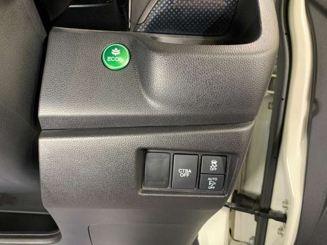 【アフターメンテナンス】当店は近畿運輸局民間車検指定工場を完備。ご購入後のメンテナンス・修理・車検など、アフターフォローも充実しております。