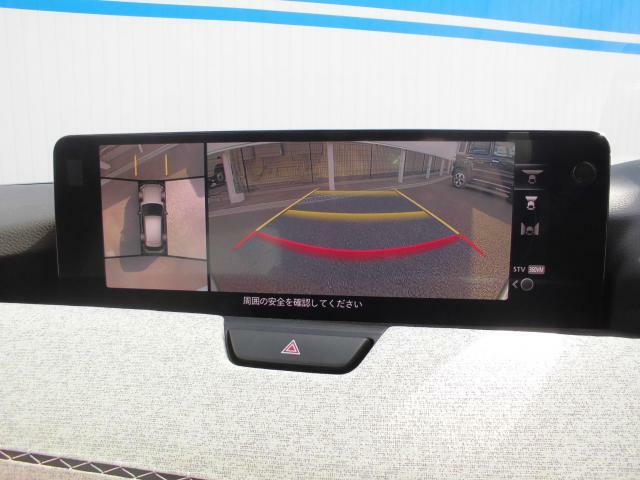 360°ビューモニターを搭載しています。パーキングセンサーと合せてお使いいただくことで、安全、安心にお車の取り回しを行っていただけます。