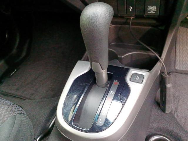 お車に合わせて無料保証以外にも、保証範囲、期間、距離を拡充させた有料保証もご用意しております！中古車の購入が初めてで不安・・・というお客様もご安心ください！