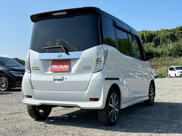 ★画像や動画を見ただけでお車の検討を進める事に抵抗がある方でも気軽に利用できるオンライン商談ならお車の検討はもちろん営業担当や店舗の様子も生中継でご覧いただけますので安心してお車をご検討頂けます。