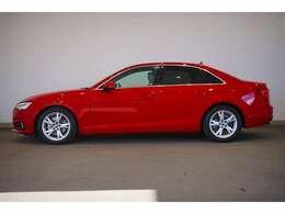 Audi A4 2.0 TFSI sport/マトリクスLEDヘッドライト/アルミホイール 5スポークYデザイン 7.5Jx17/