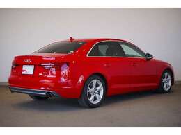 Audi A4 2.0 TFSI sport/マトリクスLEDヘッドライト/アルミホイール 5スポークYデザイン 7.5Jx17/