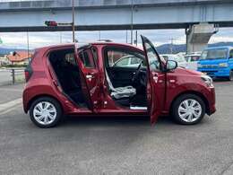 掲載車両は全て乗り出し価格で表示しております。遠方の方は別途陸送費がかかります。お気軽にお尋ねください。